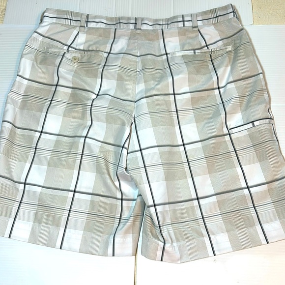 Champion Tour Golf Short 36 waist - Picture 6 of 7